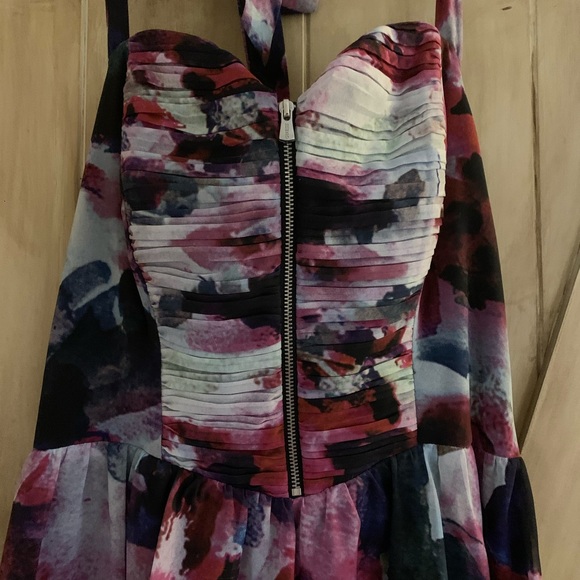 Guess Dress - Picture 2 of 3